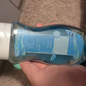 Scentsy glacier water body wash